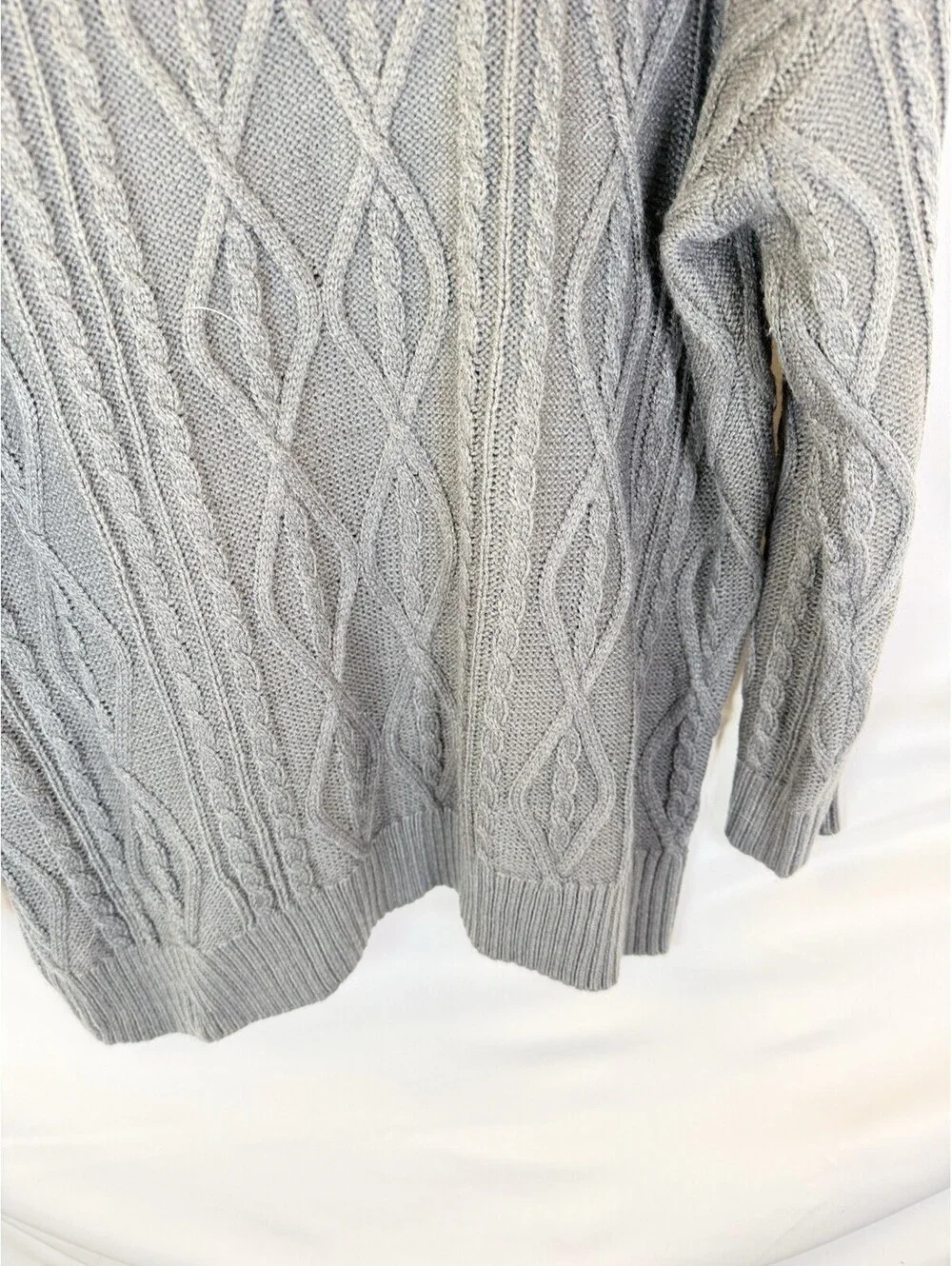 Haptics by Holly Harper Women Gray Lace Up V Neck Cable Knit Med Oversized